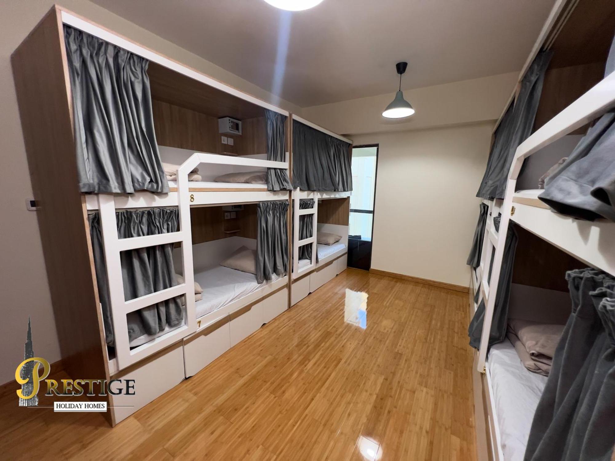 Prestige Hostel Dubai Bagian luar foto